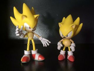 Jazwares Sonic The Hedgehog Sonic 5” In Action Figure (20th Anniversary)