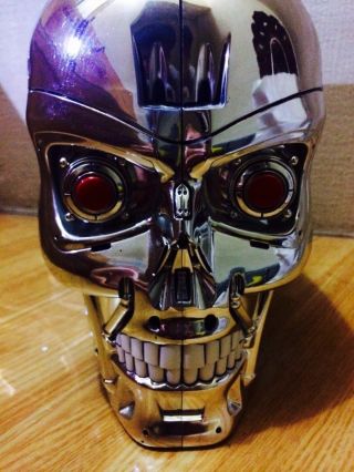 5.  9in 15cm Terminator 2 T - 800 Endoskeleton Head Figure Skull Topper Cookies Box