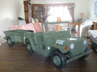 21st Century Toys Vietnam Era Jeep With Trailer 1:6 Scale