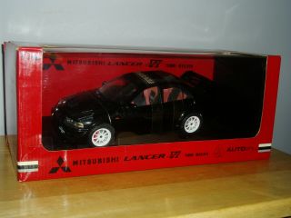 Autoart Mitsubishi Lancer Evo Vi Tommi Makinen 1:18 Scale Model Is Black