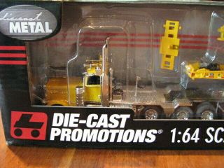 Die - Cast Promotions 1:64 Scale Kenworth W900 Yellow Heavy Haul Hydra - Steer