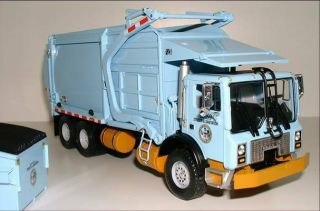 Old Stock Chicago Front Load Garbage Truck W/ Dumpster First Gear 19 - 3045