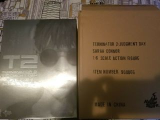 Hot Toys 1/6 Terminator 2 T2 Judgment Day Mms119 Sarah Connor Figure