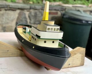 Model Tug Boat With Fiberglass Hull - Rc Capable.