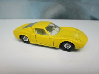 Matchbox/ Lesney 33c Lamborghini Miura Yellow / CREAM Interior Boxed 2