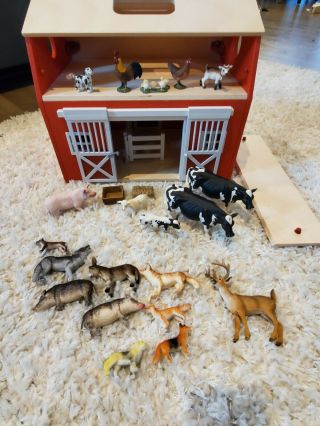 Schleich Portable Wooden Barn With Scleich And Miscellaneous Animals