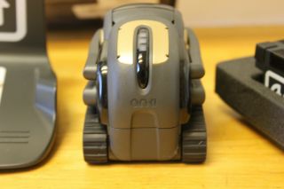 Anki Vector Robot Voice Activated Alexa Enable Smart Home Ai Robo Pet EUC 5