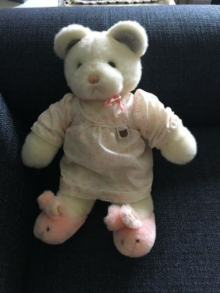 1985 Vintage Gund Teddy Two - Shoes White Teddy Bear With Pink Bunny Slippers & Pj