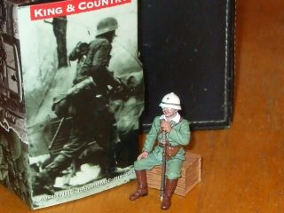 King And Country Japanese Officer Sitting Iw2025 Toy Soldiersmib