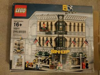 Lego Creator Grand Emporium (10211) - - Only Assembled Once - Complete