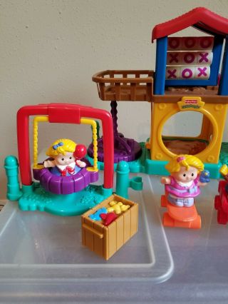 2003 Fisher Price/ Little People Fun Sounds Musical Playground Set