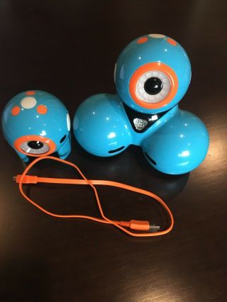 Wonder Workshop Da01 Dash Robot Plus Head Robot - Blue With Charger