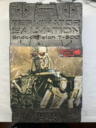 Hot Toys Mms93 Terminator Salvation Endoskeleton T - 600 Figure