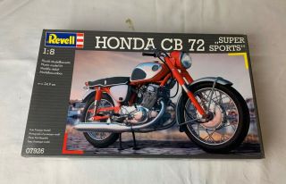 Revell 1/8 Honda Cb72 Sports Scale Model Motorcycle Kit 07926,  Nib