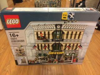 Lego Creator Grand Emporium (10211) - Mib,  Retired,  Modular