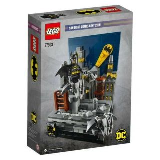 Lego Batman Sdcc 2019 The Dark Knight Of Gotham City Set Exclusive Item In Hand