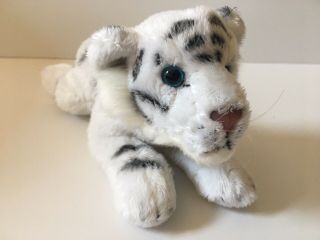 Russ Berrie Yomiko Classics White Tiger Cat Nikki Plush Beanie 9 "