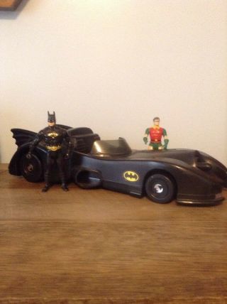 Vintage 1989 Batman Batmobile With Batman & Robin Action Figures / Dc Comics