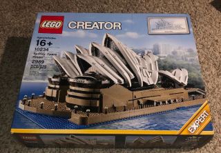 Lego Creator Sydney Opera House (10234)