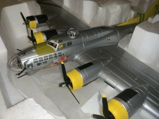 Corgi 1:72,  Boeing B - 17G Flying Fortress “A Bit O’ Lace” Norfolk,  1945,  US33306 11