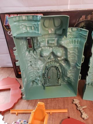 Vintage 1981 He - Man Masters of the Universe MOTU Castle Grayskull Fortress w Box 7