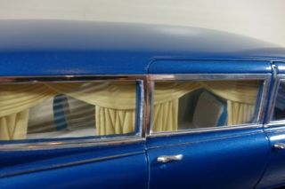 1:18 scale diecast 1959 Miller - Meteor Futura Cadillac Hearse Ambulance Combo 4