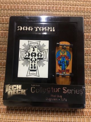 Red Dog (1978) Dog Town Tech Deck Collector Series 96mm Fingerboard 2008 -