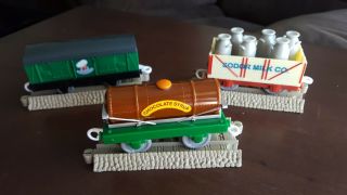 Thomas & Friends Trackmaster Mr.  Jolly’s Chocolate Factory Cars Including Tracks 6