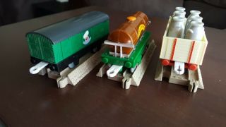 Thomas & Friends Trackmaster Mr.  Jolly’s Chocolate Factory Cars Including Tracks 8