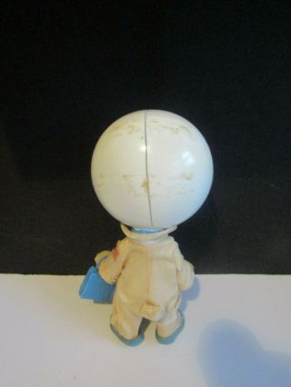 Vintage 1969 Snoopy Astronaut Doll 4