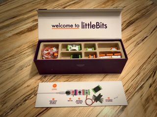 Little Bits Electronics Deluxe Kit for STEM Learning Circuits 18 Modules 3