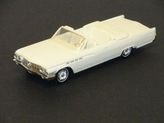 Vintage 1963 Buick Electra 225 Convertible Promo (friction)