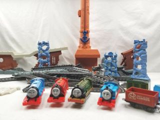 Thomas And Friends Trackmaster Shipwreck Rails W/extras Fisher Price