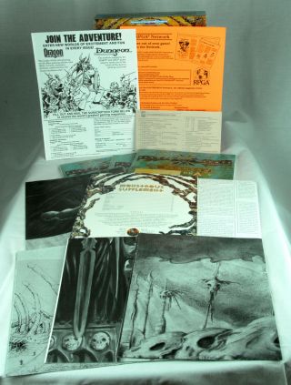 AD&D 2nd Edition Planescape Boxed Set PLANES OF CHAOS Appears Complete Ex.  Cond. 2