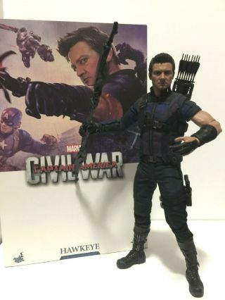 Hot Toys 1/6 Scale Captain America Civil War Hawkeye Clint Barton Mms358