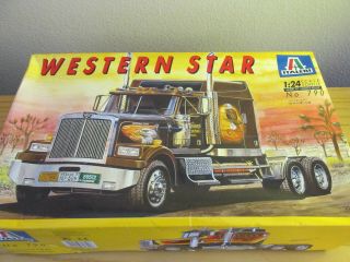 Italeri Vintage 1989 1:24 Western Star Truck Kit 790 Open Box Has All Parts