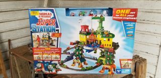 Fisher - Price Thomas And Friends Station Playset &