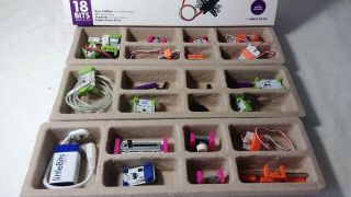 littleBits Electronics Deluxe Kit,  18 Bits,  Complete w/Instructions 7