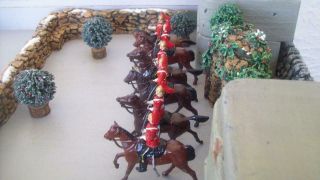 6 W BRITAINS 1952 FROM SET 2074 THE 1ST KING ' S DRAGOON GUARDS LEAD 8
