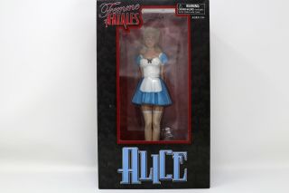 Femme Fatales Alice In Wonderland Vinyl Figure Diamond Select