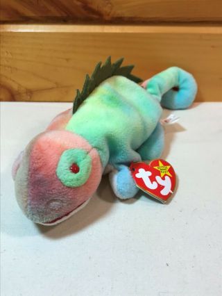 Iggy The Iguana Vintage Beanie Baby - Error Rainbow Color,  No Tongue,  Tag On Foot
