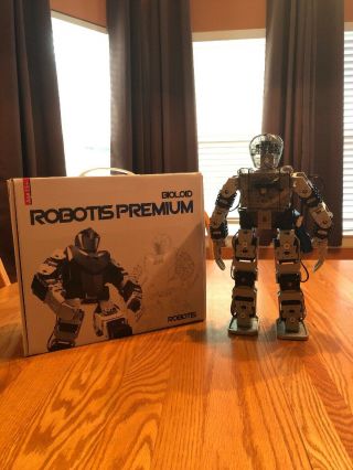 Robot,  Bioloid Robotis Premium,  Age 15,  (partially Built) (all Parts)