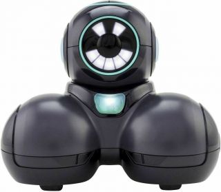Wonder Workshop Cue Interactive Clever Robot Onyx Create Code Chat Control 11,