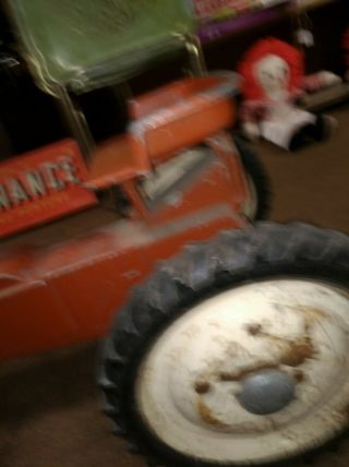 Allis Chalmers 190 xt pedal tractor barn find.  left it how I found it 7