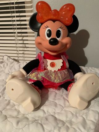 Disney Special Edition Holiday Minnie Mouse Musical Light Up Doll 1991 Plush