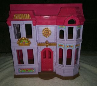 2010 Fisher Price Loving Family Grand Mansion Dollhouse w/ People & Furniture 2
