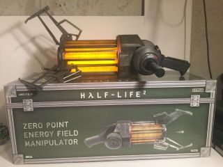 1:1 Neca Zero Point Field Manipulator Half Life 2 Grav Gun Displayed Only