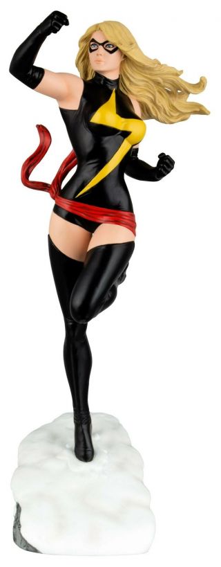 Ms Marvel - Carol Danvers Limited Edition Statue - 1:6 Scale - Ikon Collectables