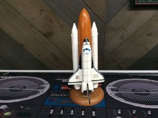 Nasa Challenger Space Shuttle Model 12 " 1/200 Scale Wooden Model