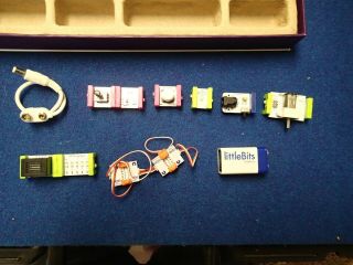 LittleBits Kids ' Electronics Learning Kit,  Base Kit, 4